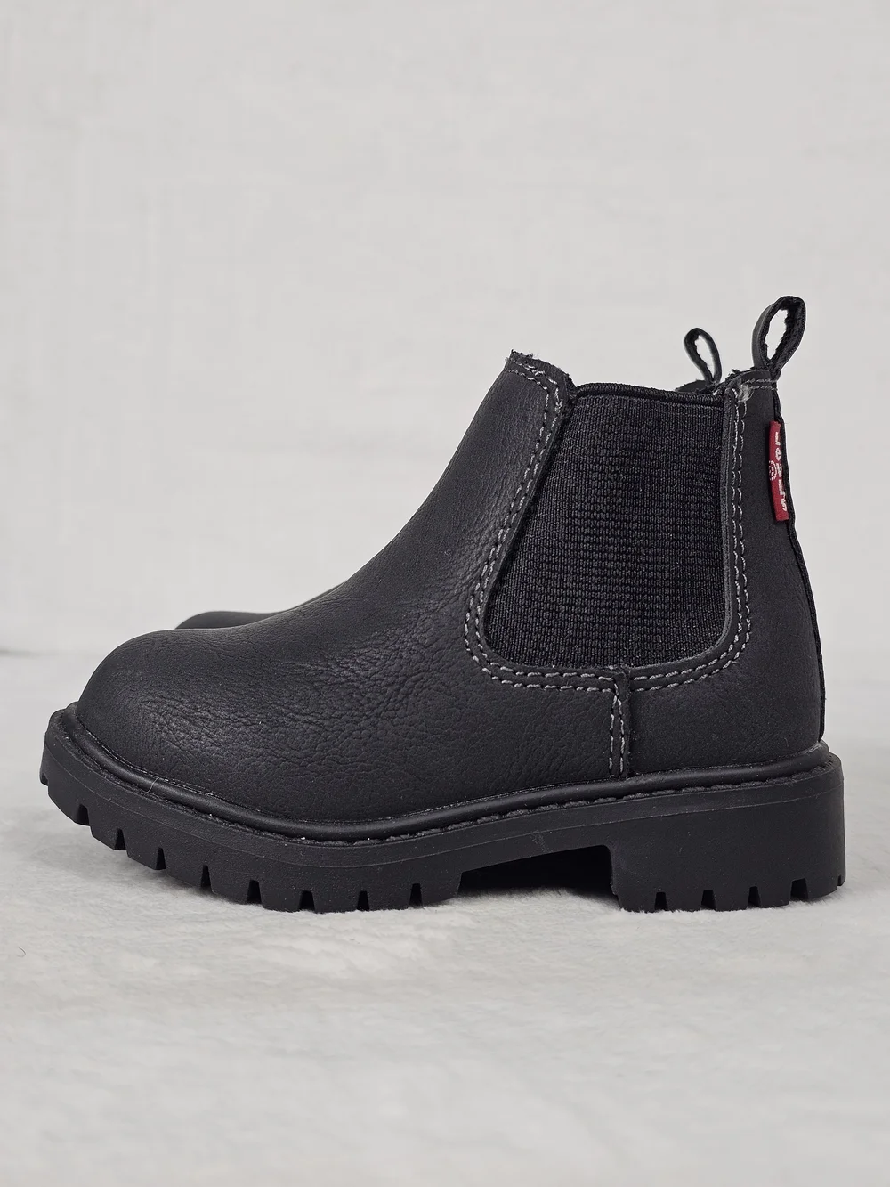 Levis Buckley WX Toddler Kids 5 Chelsea Boots Black Pull On Faux Leather NWOT